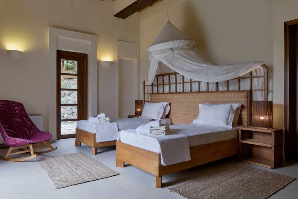 The bedroom of Shiva 2